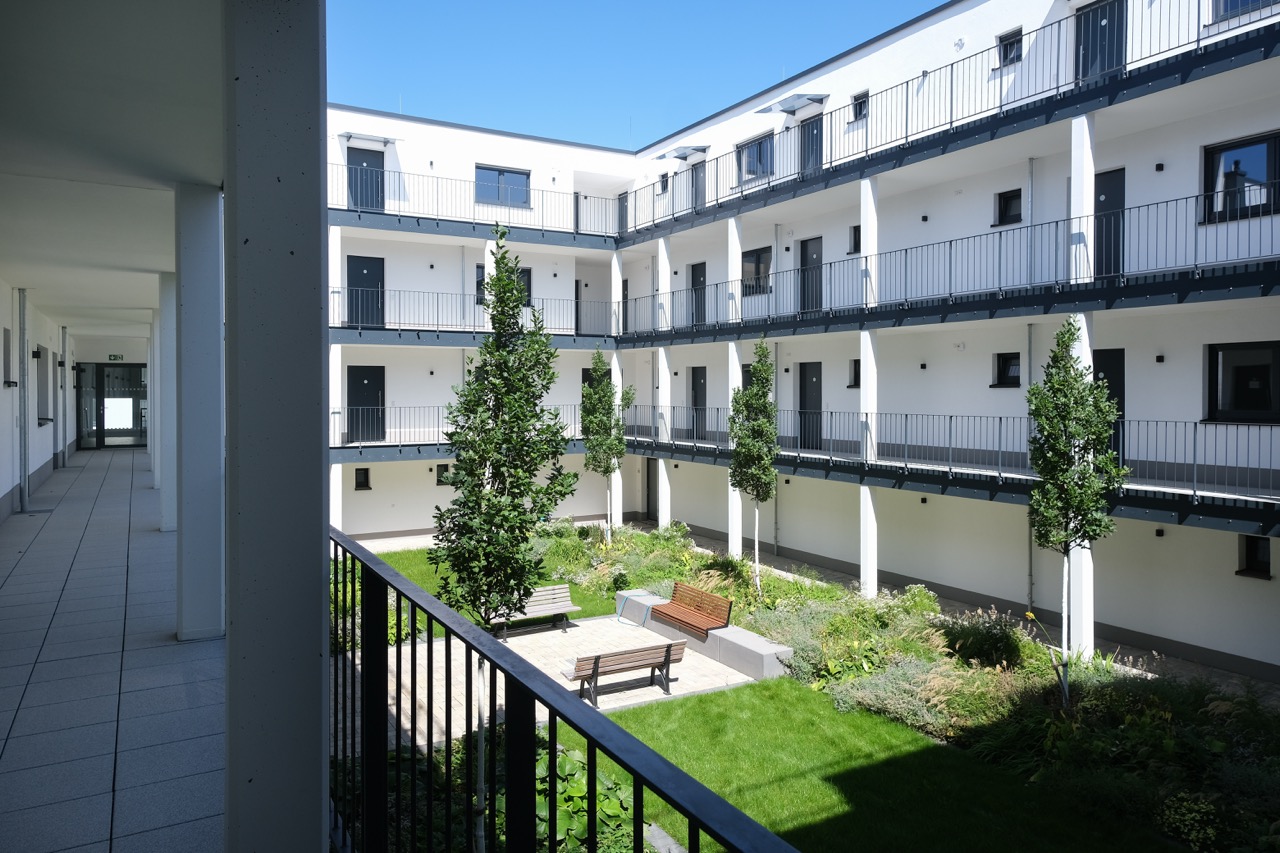 Innenhöfe & Gärten